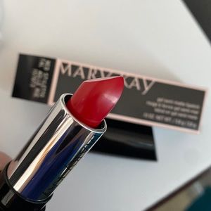 Red Stiletto+Mary Kay Gel Semi-Matte Lipstick